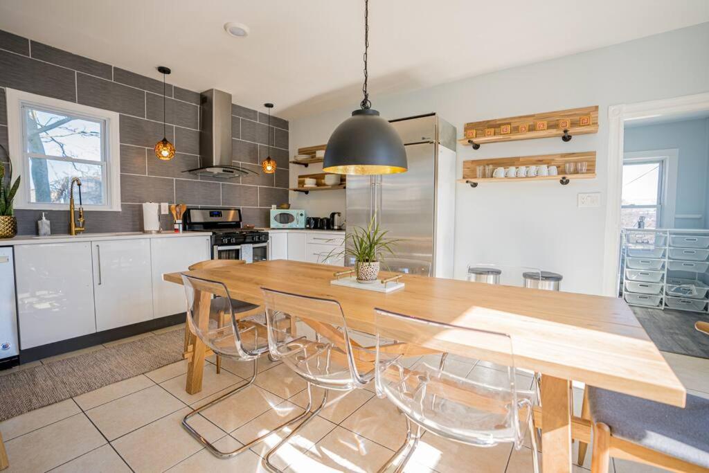 Ac House 8br 4ba 4000 Sqft Big Groups Apartment